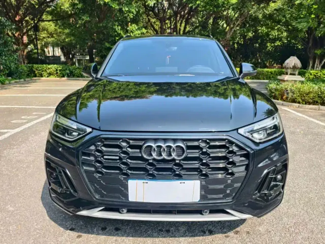 Audi Q5L — Фото автомобиля 2
