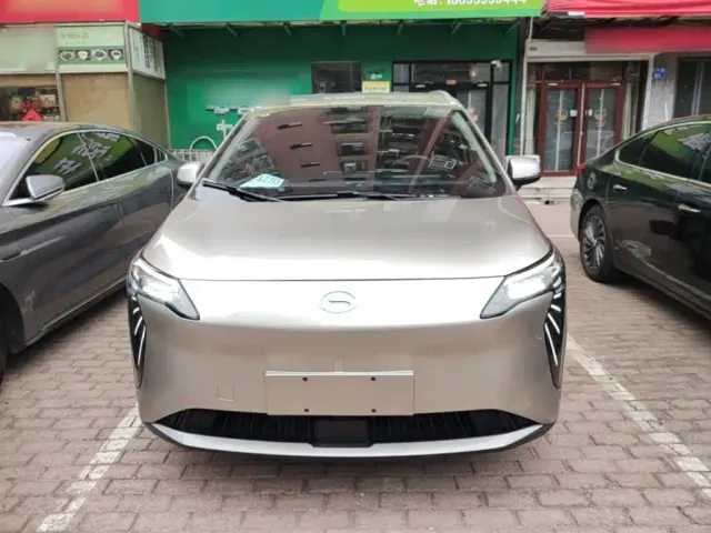 GAC Aion Y — Фото автомобиля 2