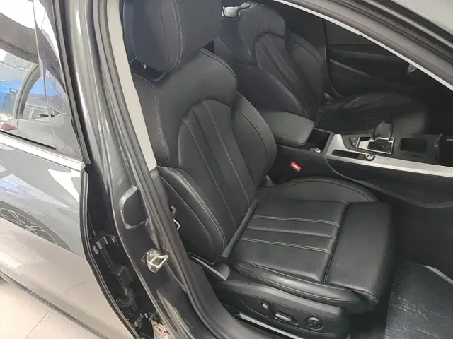 Audi A4L — Фото автомобиля 24