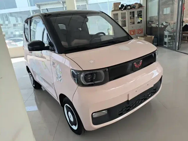 Wuling Hongguang Mini EV — Фото автомобиля 3