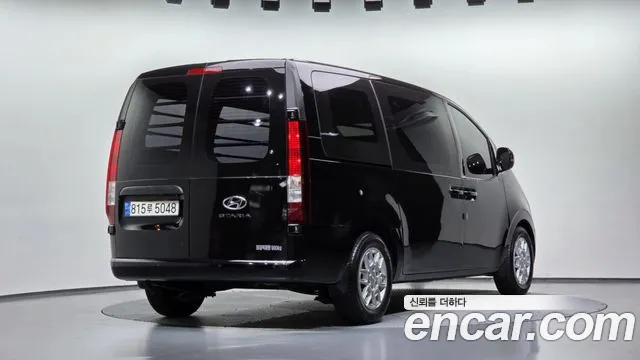 Hyundai Staria — Фото автомобиля 2