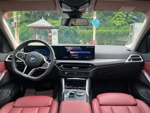 BMW i3 — Фото автомобиля 8