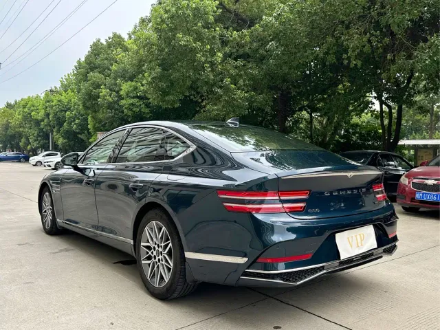 Genesis G80 — Фото автомобиля 11