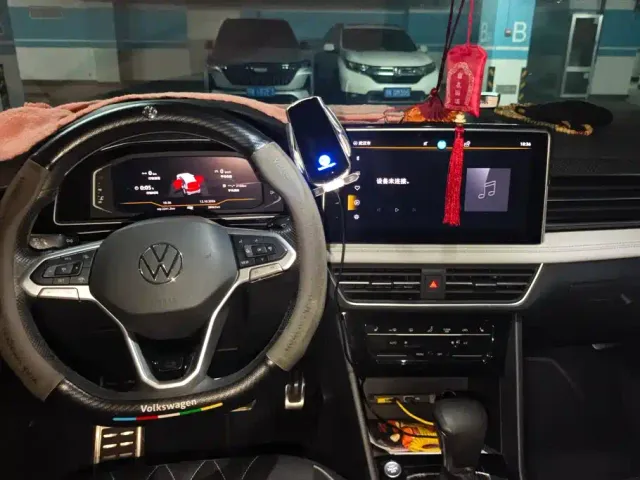 Volkswagen Tiguan L — Фото автомобиля 13