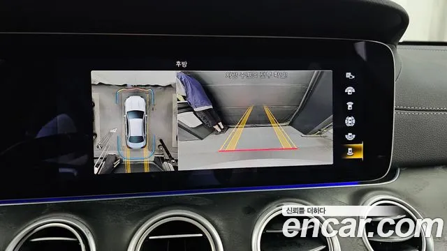 Mercedes-Benz E-Class — Фото автомобиля 14