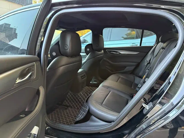 Cadillac CT5 — Фото автомобиля 10