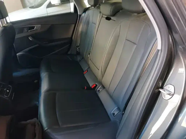 Audi A4L — Фото автомобиля 16