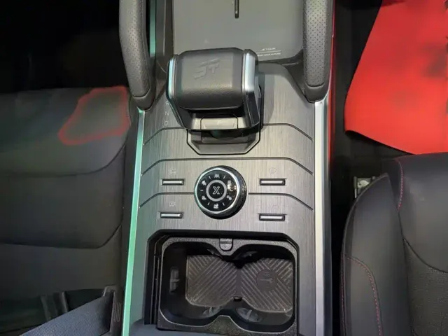 Jetour T2 — Фото автомобиля 12