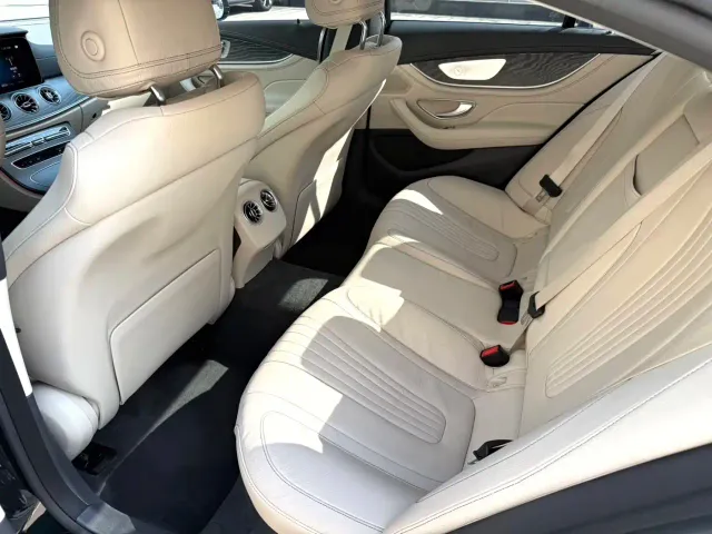 Mercedes-Benz CLS-Class — Фото автомобиля 6