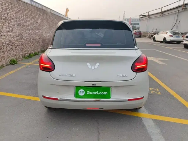Wuling Bingo — Фото автомобиля 5