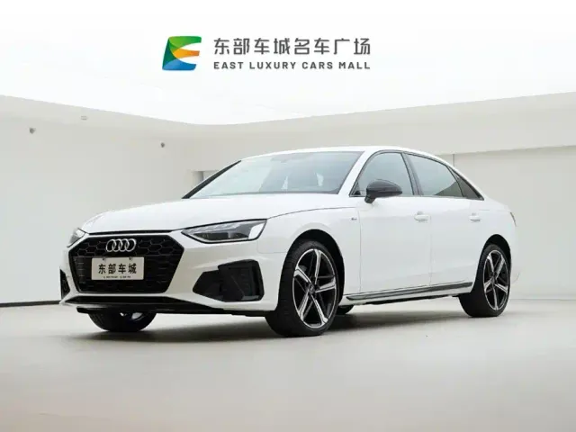 Фотография автомобиля — Audi A4L