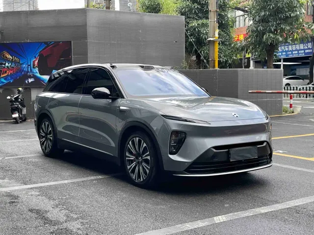 Nio ES8 — Фото автомобиля 4