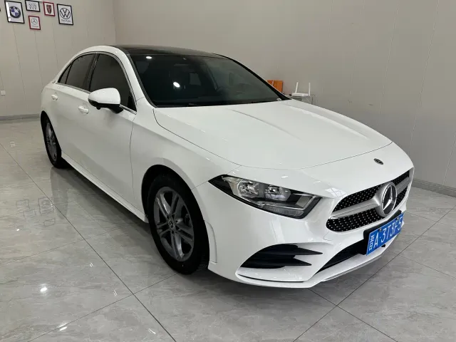 Mercedes-Benz A-Class — Фото автомобиля 3