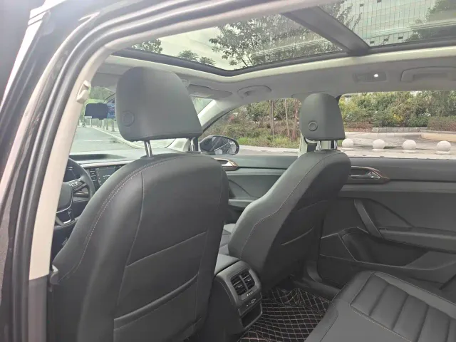 Volkswagen Tharu — Фото автомобиля 16