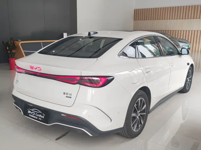BYD Seal 06 New Energy 2025 DM-i Smart Drive Edition 120KM Luxury — Фото автомобиля 6