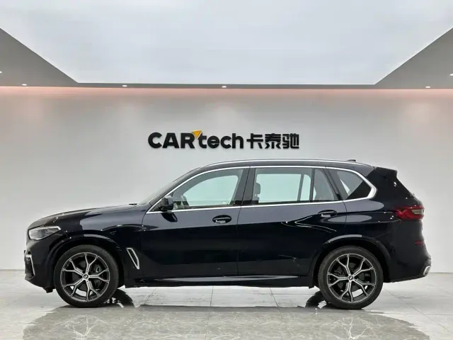BMW X5 — Фото автомобиля 2