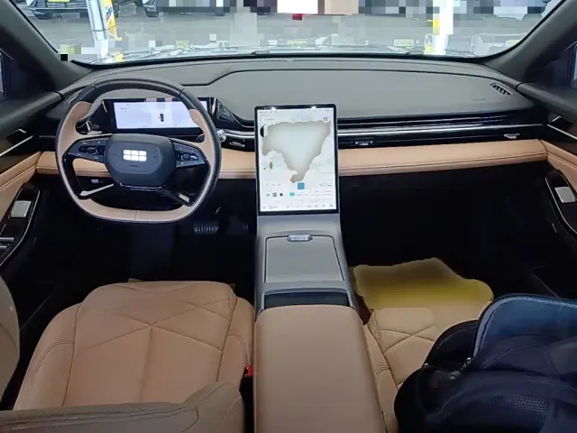 Geely Galaxy L6 — Фото автомобиля 9