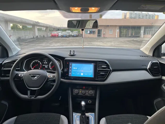 Jetta VS5 — Фото автомобиля 15