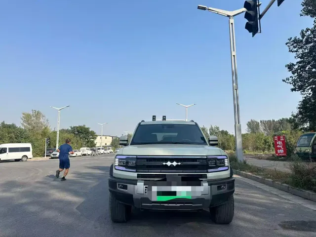 BYD FangChengBao Leopard 5 — Фото автомобиля 2