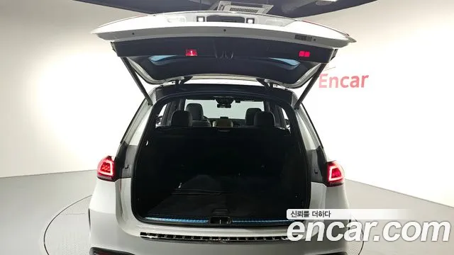 Mercedes-Benz GLE-Class — Фото автомобиля 20