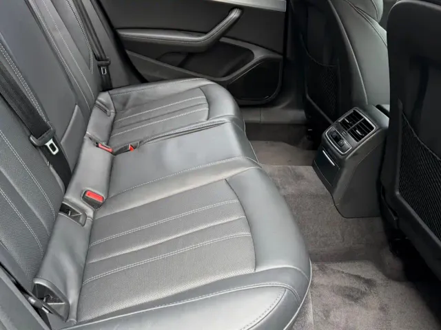 Audi A4L — Фото автомобиля 11