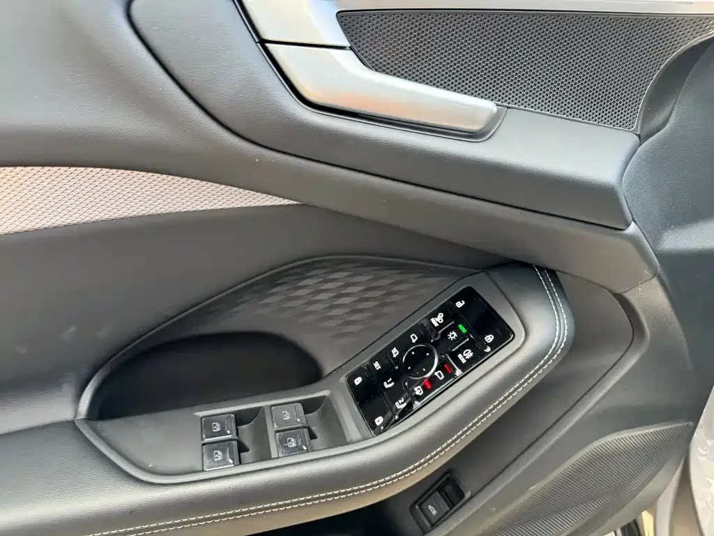 Audi Audi A5L Sportback 2025 Model 2.0T Luxury — Фото автомобиля 12