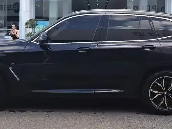 BMW BMW X3 2023 xDrive25i M Sport Package — Фото автомобиля 9