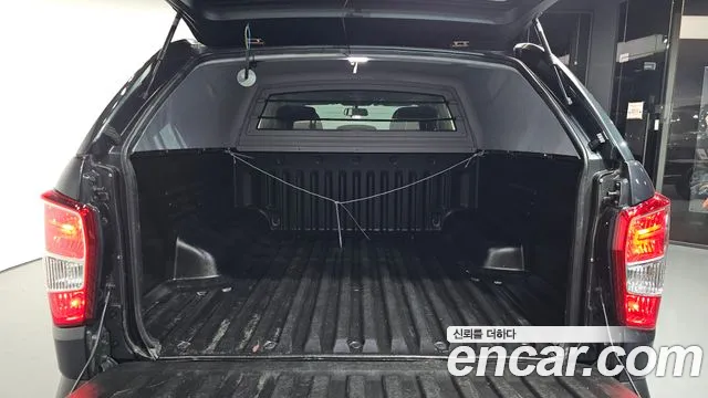 KG_Mobility_Ssangyong Rexton Новый Rexton Sport Khan Дизель 2.2 4WD — Фото автомобиля 20