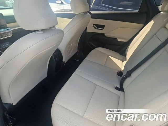 Hyundai Kona SX2 — Фото автомобиля 5