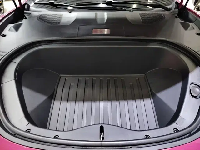 Xiaomi SU7 — Фото автомобиля 19