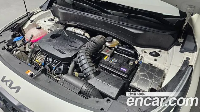 Kia Seltos — Фото автомобиля 6