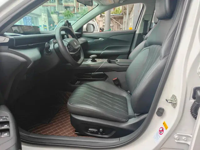 Changan Lamore — Фото автомобиля 4