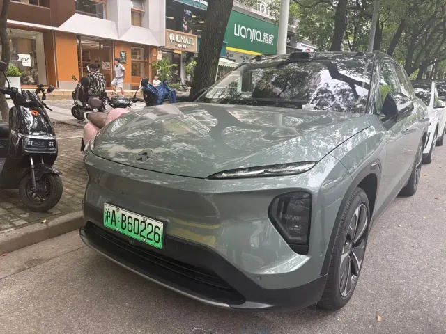 Фотография автомобиля — Nio ES7