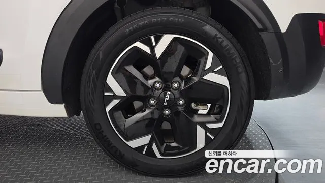 Kia Niro Niro (New) — Фото автомобиля 5