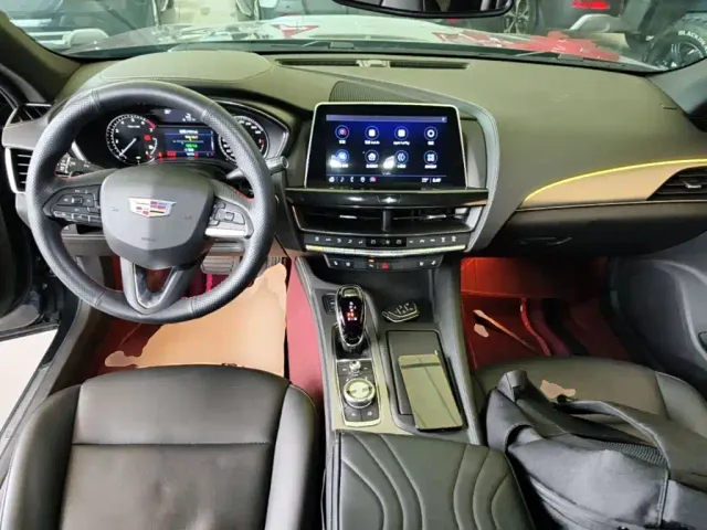 Cadillac CT5 — Фото автомобиля 9