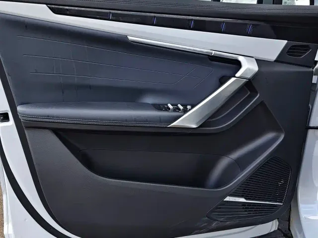 Geely Boyue L — Фото автомобиля 6