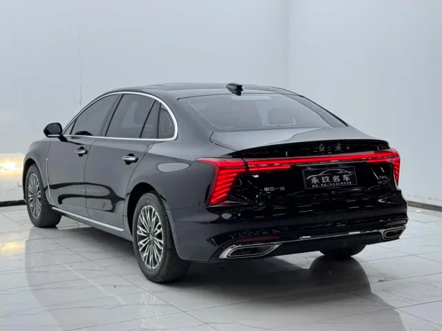 Hongqi H5 — Фото автомобиля 15