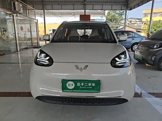Wuling Bingo — Фото автомобиля 2