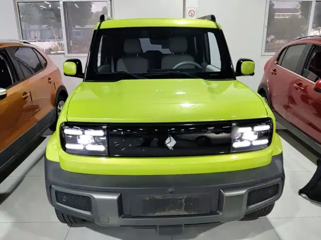 Baojun Yep — Фото автомобиля 2