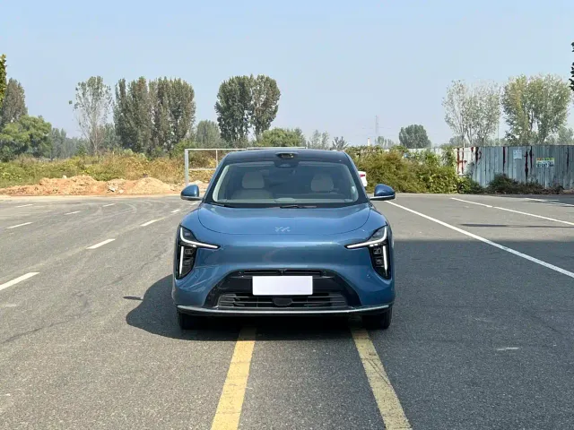 IM Motors LS6 — Фото автомобиля 2
