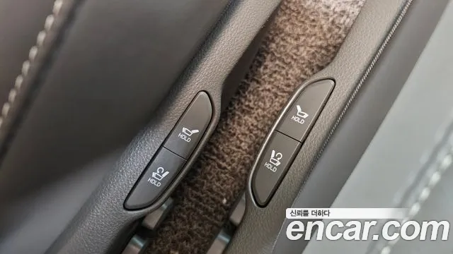 Kia Canival Carnival 4 поколение Бензин 7 мест Hi-Limousine — Фото автомобиля 23
