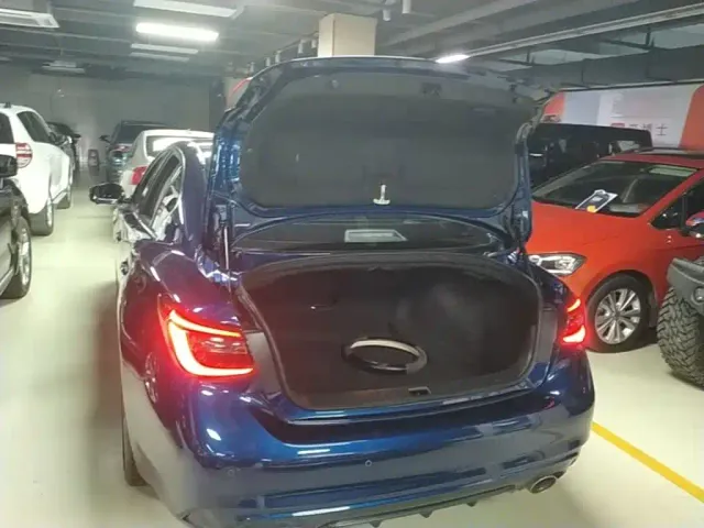 Infiniti Q50L — Фото автомобиля 18