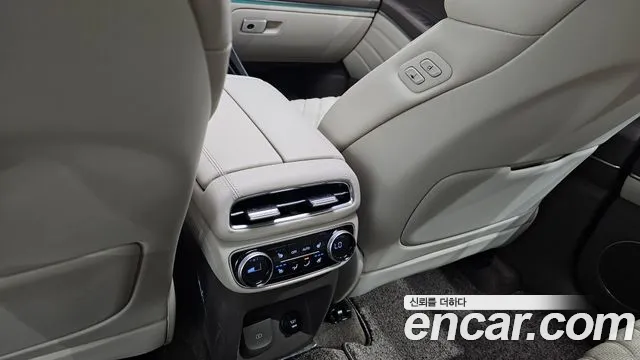 Genesis GV80 2.5T Бензин AWD — Фото автомобиля 16