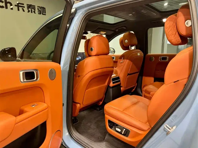 Li Auto L9 — Фото автомобиля 19