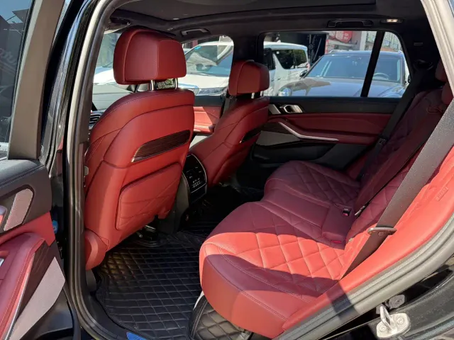BMW X5 — Фото автомобиля 8