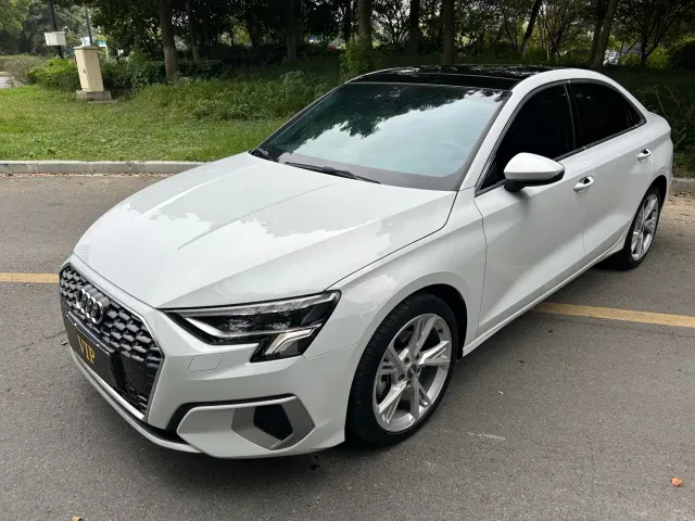 Фотография автомобиля — Audi A3