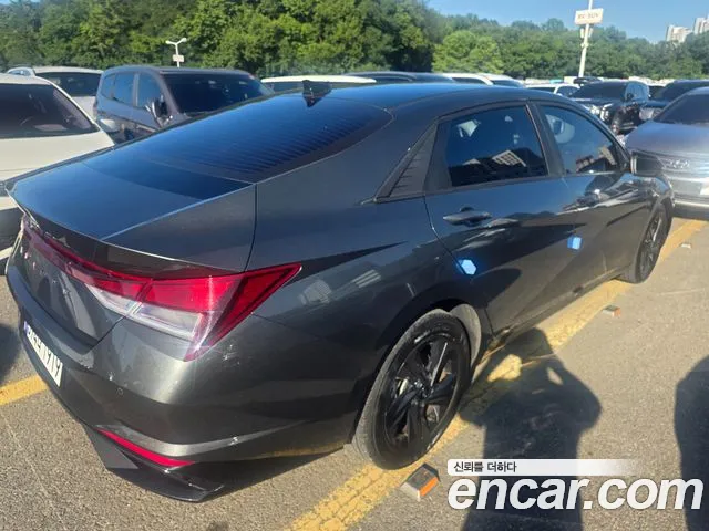Hyundai AVANTE Avante (CN7) — Фото автомобиля 5