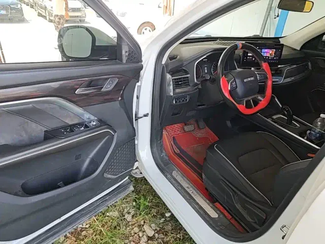 Haval H6 — Фото автомобиля 15