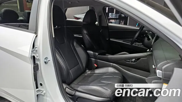 Hyundai AVANTE Modern — Фото автомобиля 11