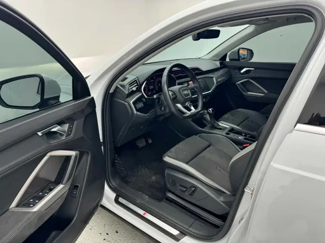 Audi Q3 — Фото автомобиля 20